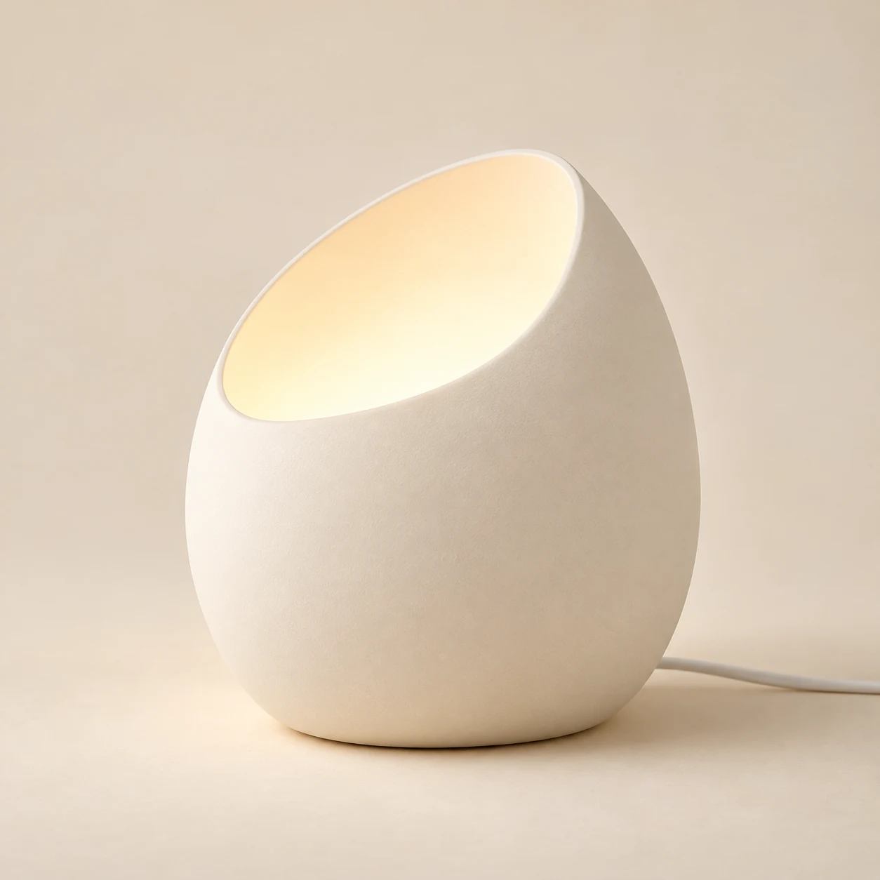 Alba Shell Lamp, Ivory, smooth inclined opening